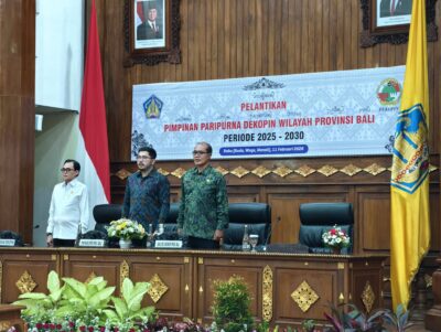 Ketua Komisi II Hadiri Pelantikan Dekopin