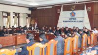 Wabup dan Sekda Buleleng Hadiri Rapat DPRD Bahas Pendapat Akhir Fraksi Ranperda Pajak dan Retribusi Daerah