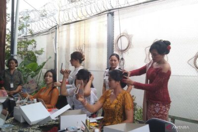 Lapas Perempuan Bali adakan pelatihan salon maknai Hari Kartini