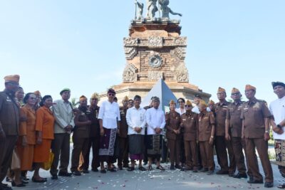 Wawali Arya Wibawa Pimpin Apel Peringatan Serangan Umum Kota Denpasar ke-80 Tahun 2026