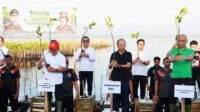Dukung Kolaborasi Hijau, Wali Kota Jaya Negara Ikut Tanam Mangrove dan Pelepasan Burung