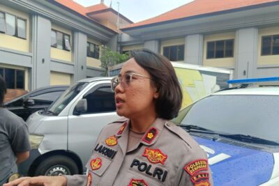Polisi dalami motif manusia silver todong pengendara di Kuta Bali