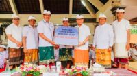 Bupati Adi Arnawa Hadiri Melaspas Pura Dalem Gede Abianbase
