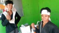 Kakak beradik warga Badui Dalam jual madu tempuh ratusan kilometer