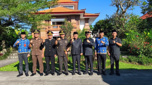 Harkitnas
