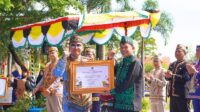 Kanwil-Kemenkum-Kalteng-Piagam-KI Dua ikon daerah di Kalteng ditetapkan jadi kawasan berbasis KI