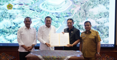 Bupati Gianyar Tandatangani MoU dengan KPU Gianyar