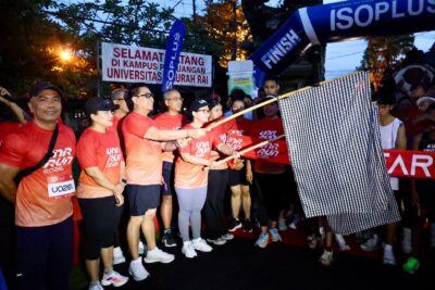 Wawali Arya Wibawa Lepas Peserta UNR RUN 2026, Semarakkan Dies Natalis ke-47 Universitas Ngurah Rai.