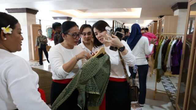 Ladies Program Rakerkomwil IV APEKSI ke-21, Puri Jero Kuta dan Pasar Kumbasari Suguhkan Kekayaan Seni dan Tradisi Budaya Bali