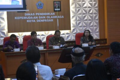 Disdikpora Bersama Stakeholder Tandatangani Komitmen Bersama SPMB Tahun 2026