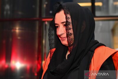 KPK duga Fadia Arafiq pakai uang korupsi untuk beli jam tangan mewah