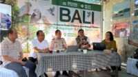 Warga Bali mulai serahkan Monyet Ekor Panjang ke BKSDA pascapelarangan