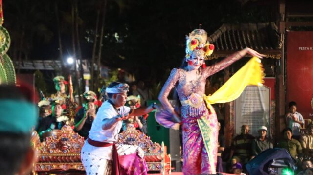 Joged Bumbung Buleleng Pukau Penonton di Hari Kedua PKB XLVIII Tahun 2026