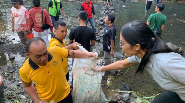 Peringati Hari Lingkungan Hidup Sedunia, Sekda Suyasa Tekankan Jaga Kebersihan Sungai