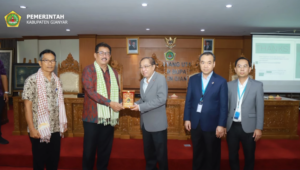 Wakil Bupati Gianyar Terima Studi Kunjungan Pengelolaan Sampah Delegasi Pemerintah Kamboja