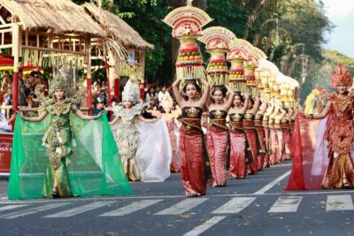Libatkan 700 Seniman, Duta Kota Denpasar Tampil Apik di Peed Aya Pembukaan PKB XLVIII