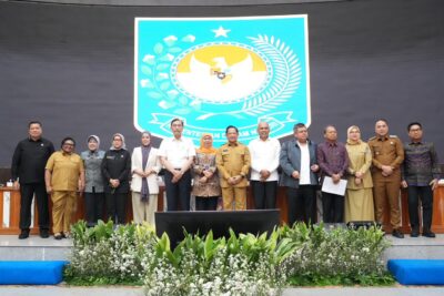 Bupati Adi Arnawa Hadiri Rakor Monitoring Perluasan Piloting Digitalisasi Bansos Di Kemendagri