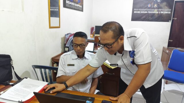 37_kominfosanti-buleleng-kawal-pengisian-saq-monev-kip-2026-bidik-seluruh-peserta-raih-predikat-informatif_2026-07-17-07-27-15 Kominfosanti Buleleng Kawal Pengisian SAQ Monev KIP 2026, Bidik Seluruh Peserta Raih Predikat Informatif