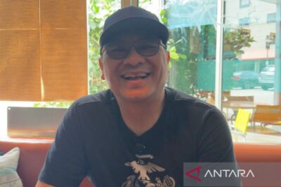 Nikolaas Lineleyan dan Indonesia mini di pusat kota Miami