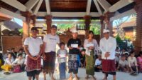 Peduli Pendidikan, Desa Adat Penatih Puri Salurkan Dana Motivasi Bagi Murid Baru