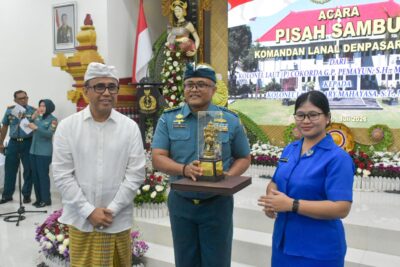 Wali Kota Jaya Negara Hadiri Sertijab Danlanal Denpasar