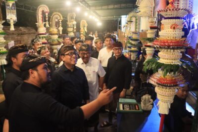 Wawali Arya Wibawa Apresiasi Meranggi Festival, Jadi Ruang Kreativitas Seni Penjor Mini