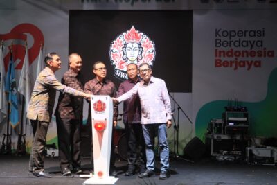 Hadiri Puncak HUT Ke-79 Koperasi, Jaya Negara Kukuhkan Pengurus KD-KMP