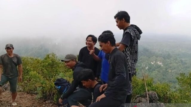 Di bawah kaki karst, aroma sakral iringi langkah menuju warisan dunia