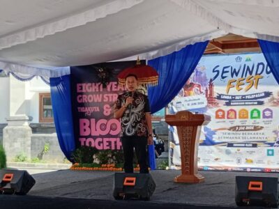 Anggota DPRD Badung Hadiri Puncak Perayaan HUT Ke-8 SMP Negeri 3 Kuta