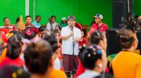 Bupati Adi Arnawa Buka Lomba Senam Porsenides Tibubeneng