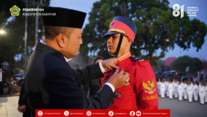 Bupati Mahayastra Kukuhkan 75 Anggota Paskibraka Gianyar 2026
