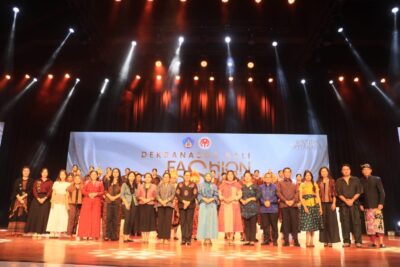 Fashion Road Show Dekranasda Bali Angkat Kreativitas Desainer dan IKM Lokal