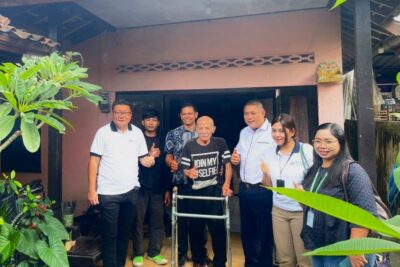 Kaki palsu plastik daur ulang bantu Made Maruta kembali beraktivitas