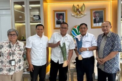 Menteri LH apresiasi pemanfaatan sampah plastik bahan baku kaki palsu