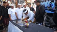 Tandatangani Prasasti Karya di Bualu, Adi Arnawa Sebut Budaya Garda Pariwisata Bali