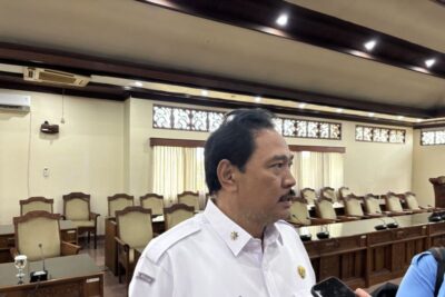 DPRD Bali perbaiki wantilan tempat terima aspirasi massa aksi