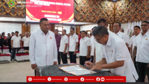 Pelantikan Pengurus KONI Gianyar, Bupati Mahayastra Tekankan Kompetisi Berjenjang