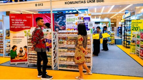 Pelaku UMKM berbagai daerah menyemarakkan gelaran Bali Interfood 2026 yang berlangsung di Nusa Dua, Badung, Bali, yang berlangsung pada tanggal 2-4 September 2026 - (Foto: Dok LenteraEsai/Vivi)