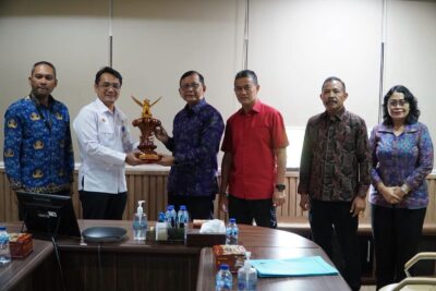 Bupati dan Wabup Buleleng Perjuangkan Bantuan Perlengkapan Jalan Kemenhub untuk Kabupaten Buleleng