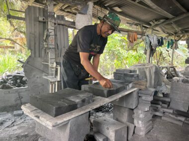 Batu alam