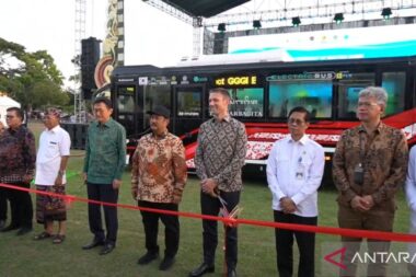 Bus Listrik