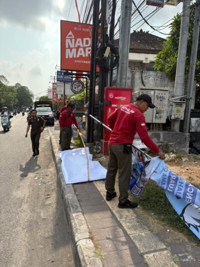 Jaga Ketertiban, Keindahan, dan Kenyamanan Kota, Satpol PP Denpasar Tertibkan 176 Media Promosi di Fasilitas Umum